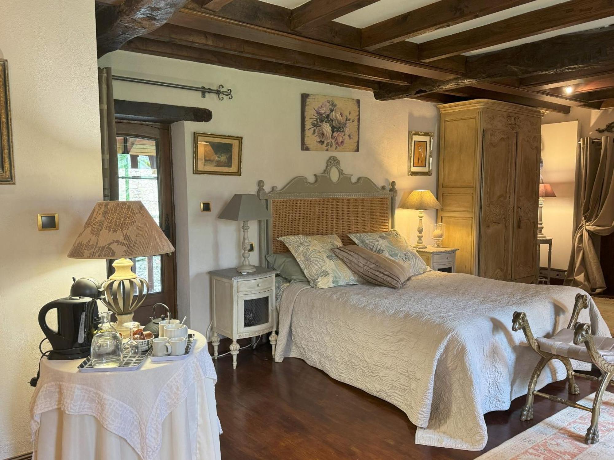 Moulin Rouhaud Hotel Montboyer Room photo
