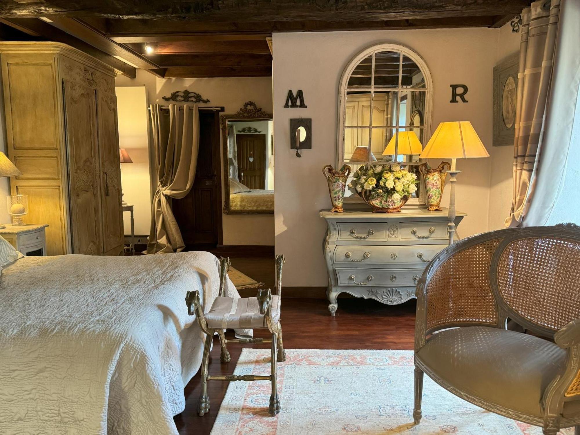 Moulin Rouhaud Hotel Montboyer Room photo
