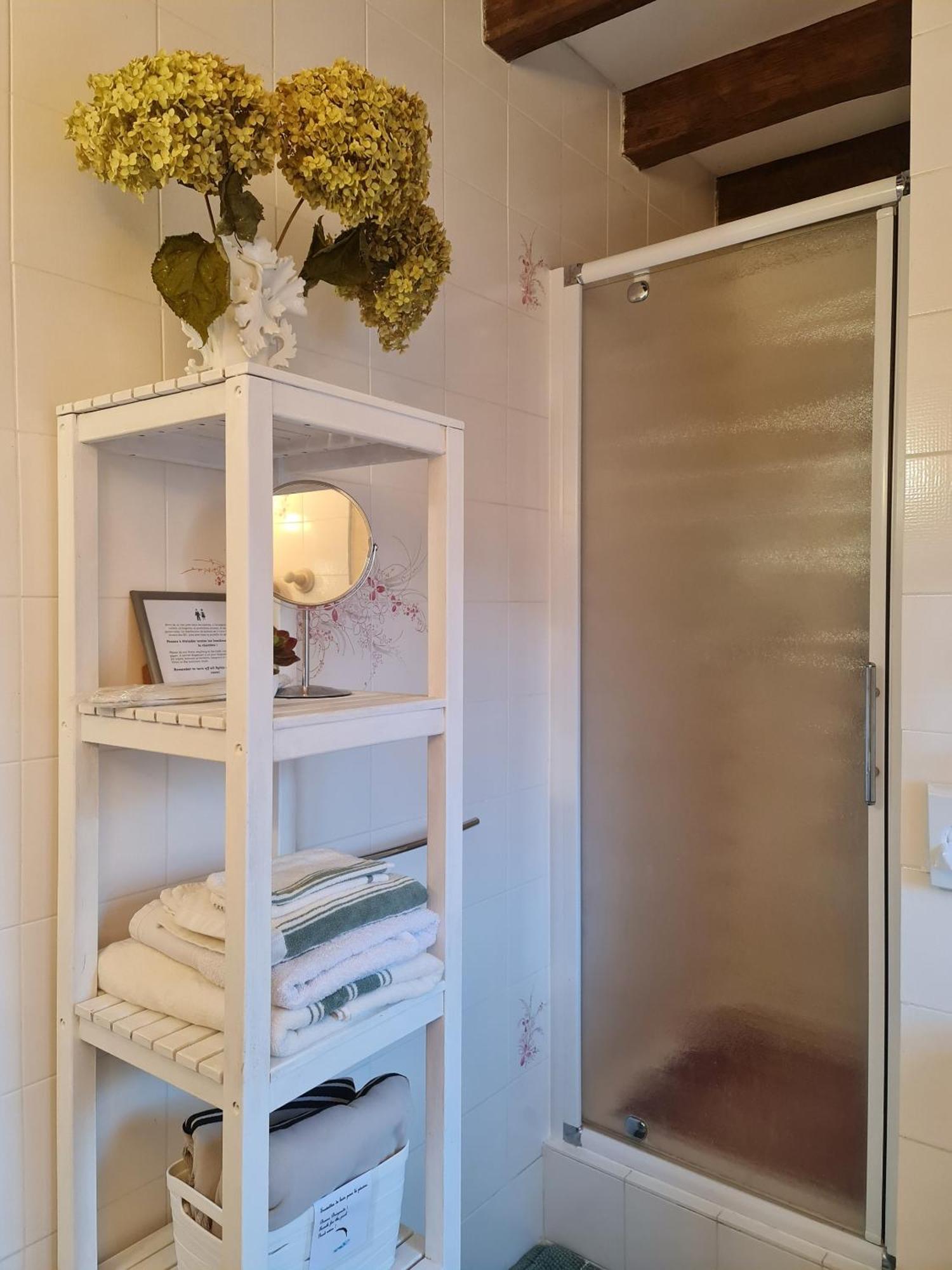 Moulin Rouhaud Hotel Montboyer Room photo