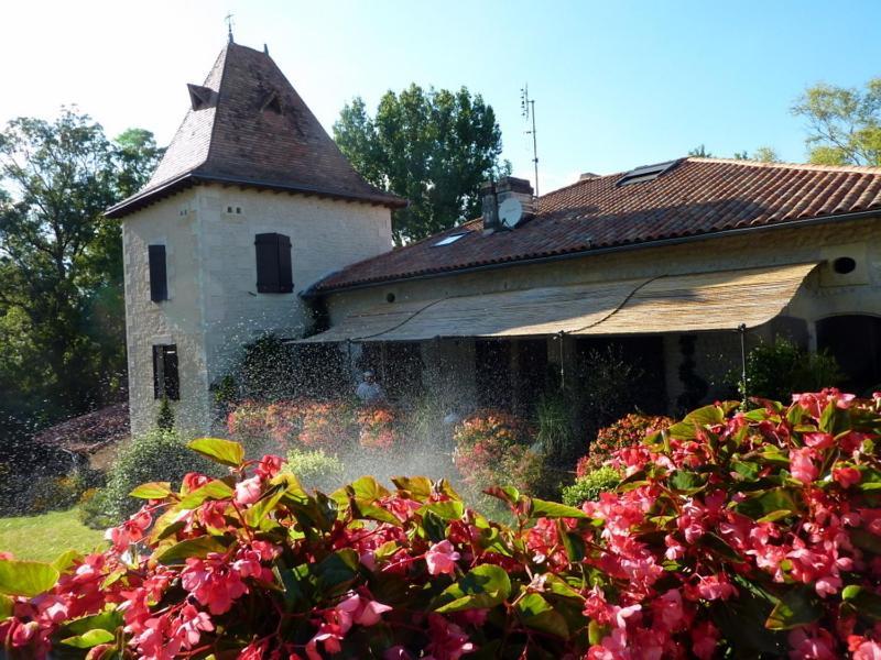 Moulin Rouhaud Hotel Montboyer Exterior photo