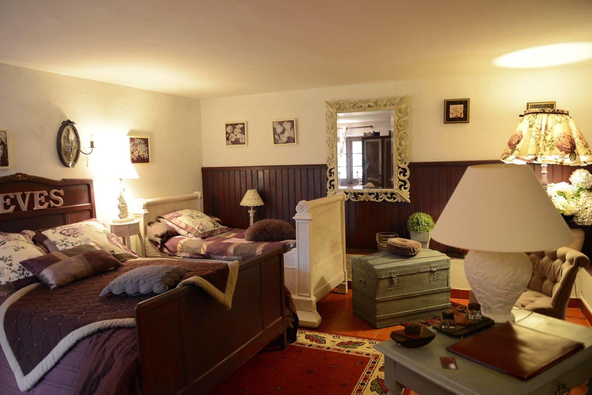 Moulin Rouhaud Hotel Montboyer Exterior photo
